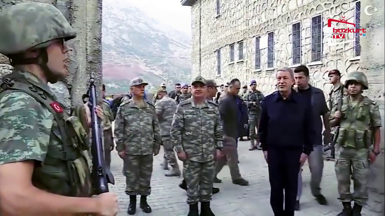 Askerin Paşaya verdiği tekmil efsane
