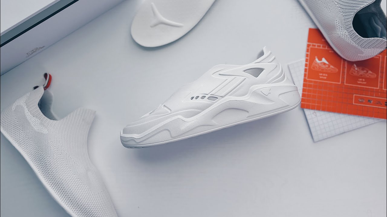 EARLY LOOK AT THE NOTWOWAYS 