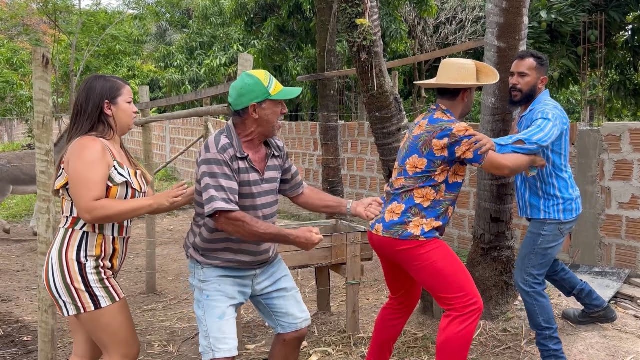 Seu Chico leva nome de corno conformado e parte pra cima de Seu Valder 
