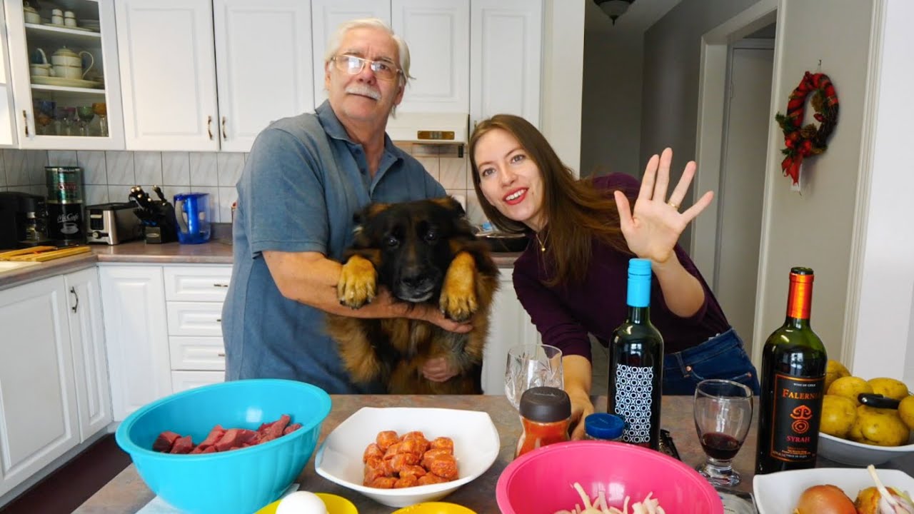 Receta de Chorrillana Chilena 🍟🥩 Cocinando en Familia con Daniel: Papas Fritas, Carne y Huevos! 🇨🇱🍷