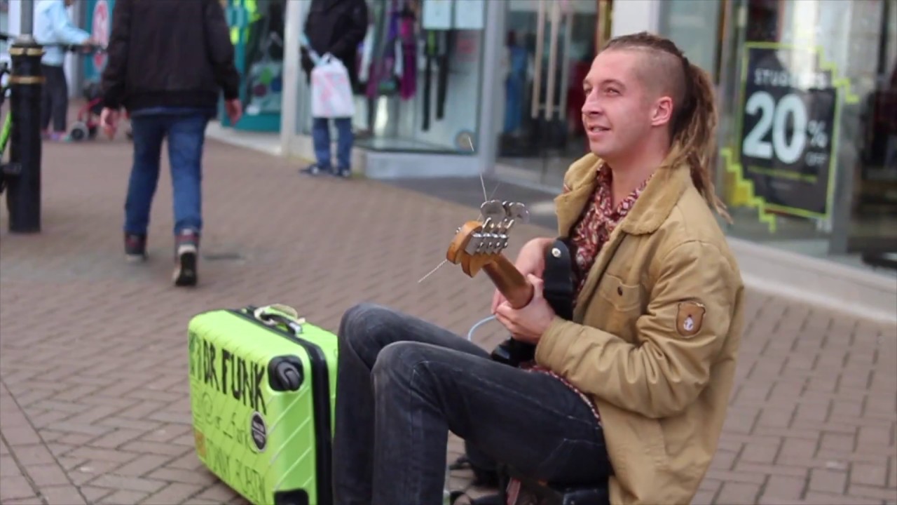 Jimi Hendrix - Purple Haze - Dr Funk Slap Bass Cover  🎸 Busking in Newquay