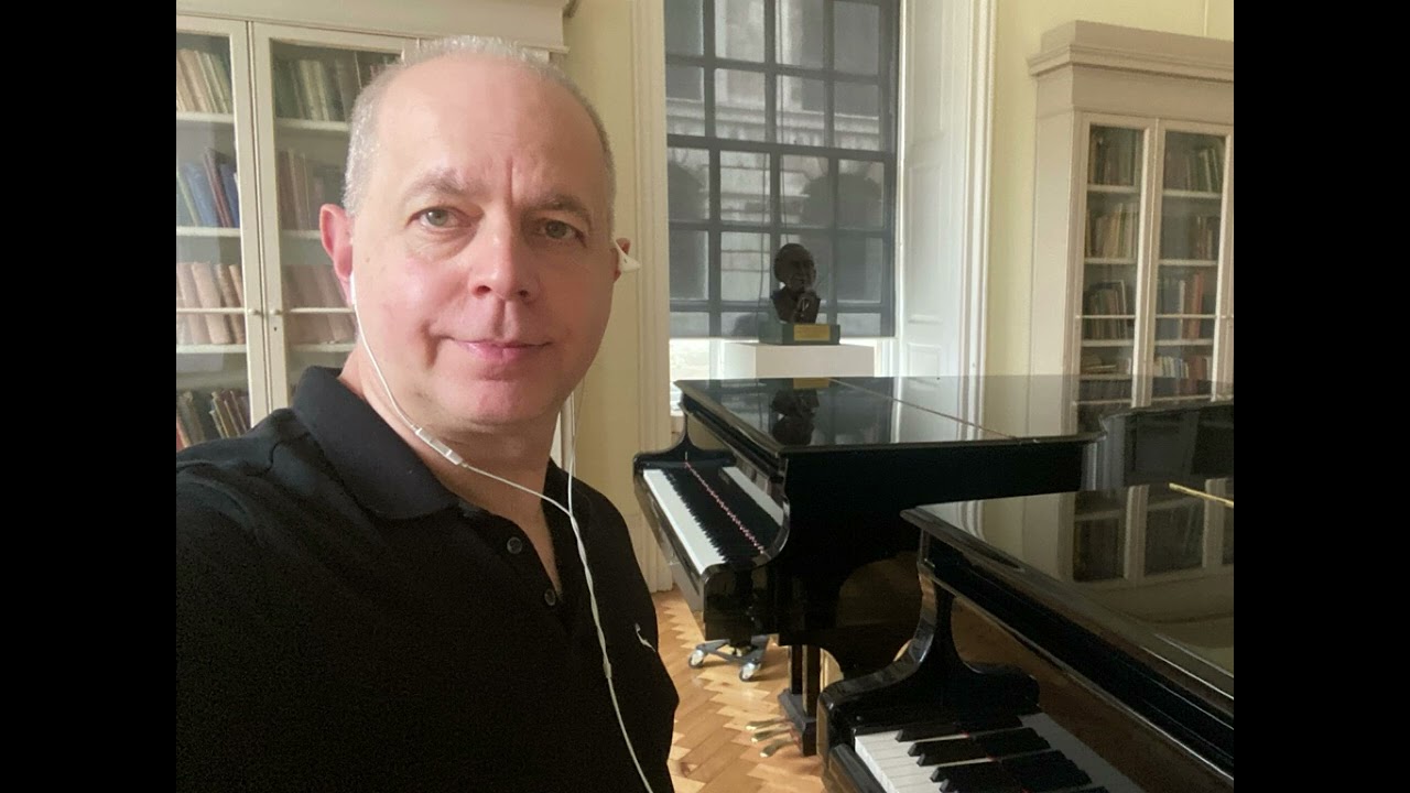Strauss 8 Gedichte aus ‘Letzte Blätter’ op10 Robert Byford Baritone (audio only - from audience) 