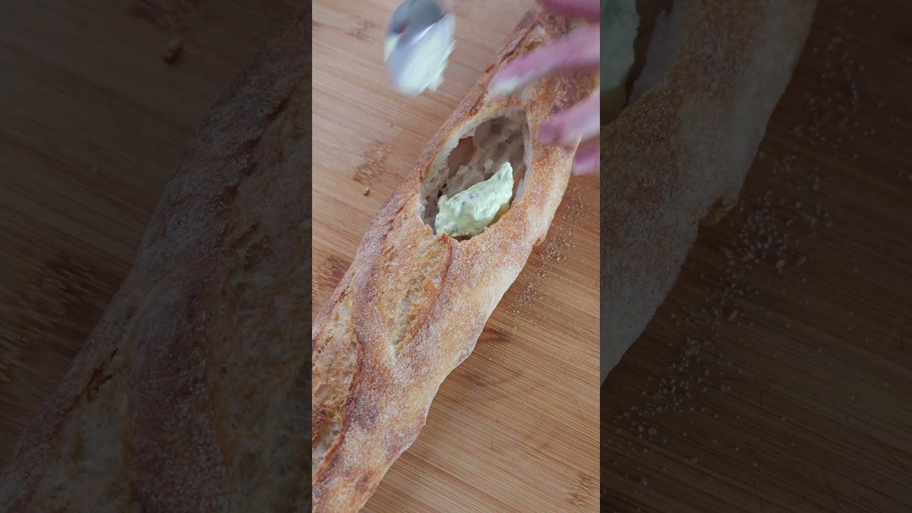 Cheesy garlic bread
