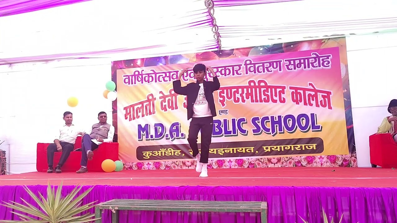 मुकाबला मुकाबला - Dance Performance by MDA Public School Boy