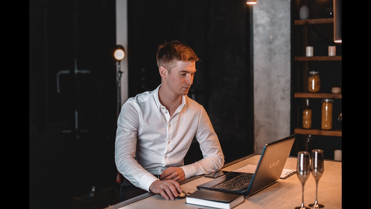 Холодные звонки в прямом эфире! Ищу клиентов через трубку)