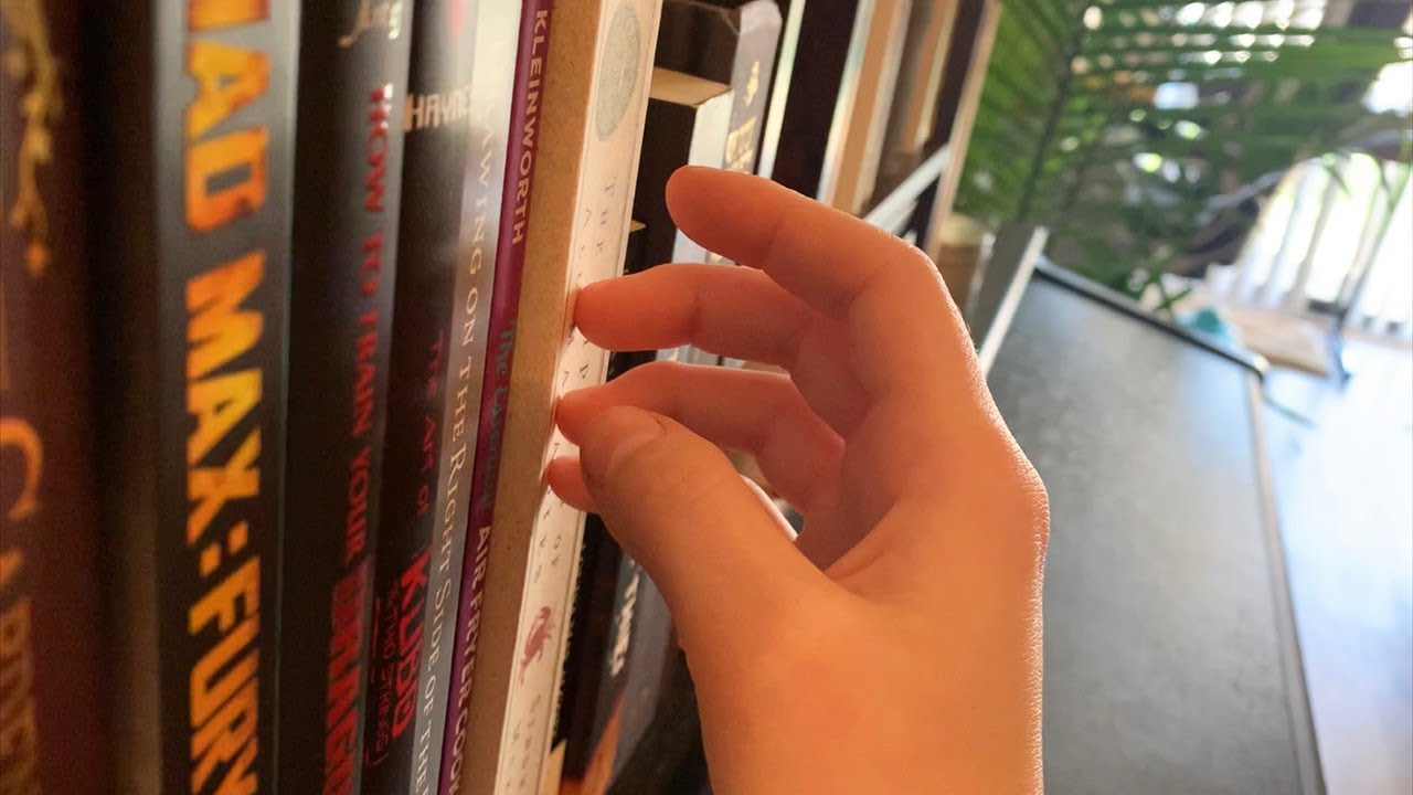 ASMR Bookshelf Tapping 📚 (no talking)