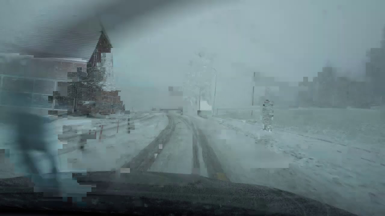 Driving in heavy snowfall in Switzerland from Mittelhäusern to Bern Ostring