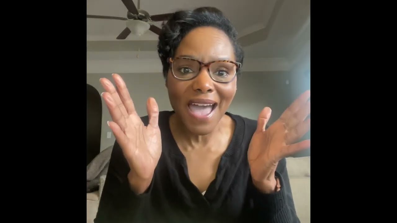 (SUCKS) Poshmark Ambassador 2 Program 2022 | Is It Worth It?