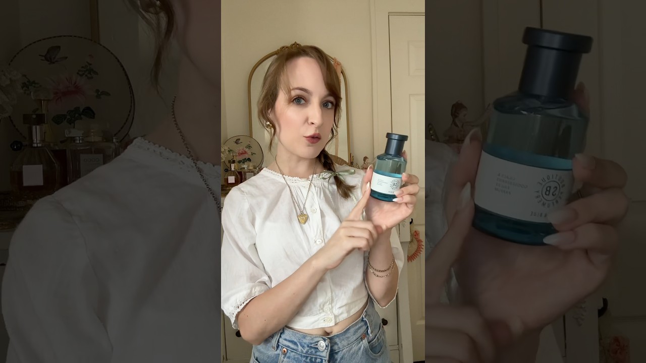 Lilacs & Gooseberries Perfume ♡ Fragrance Review