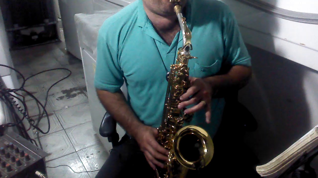 Hino 46 CCB sax alto no soprano