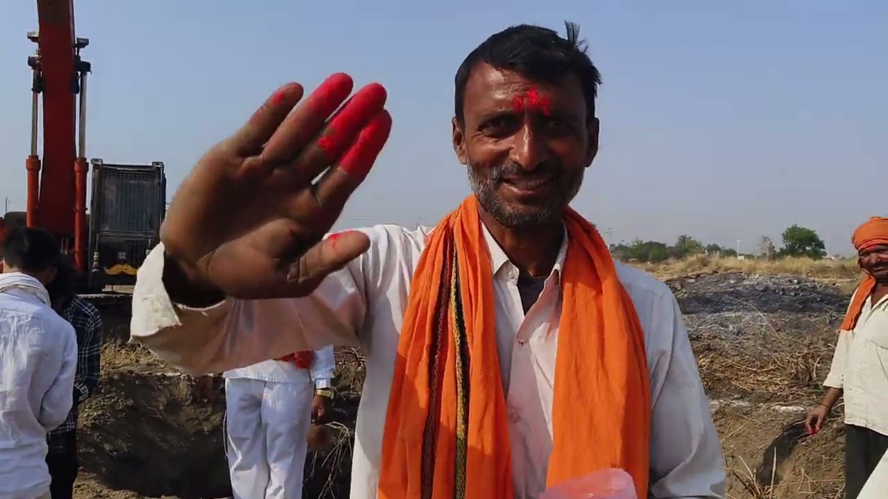 आज सुबह सुबह न्यू कुआं काम चालू कर दिया बिक्की भाई ऑपरेटर सब्सक्राइब प्लीज 🙏