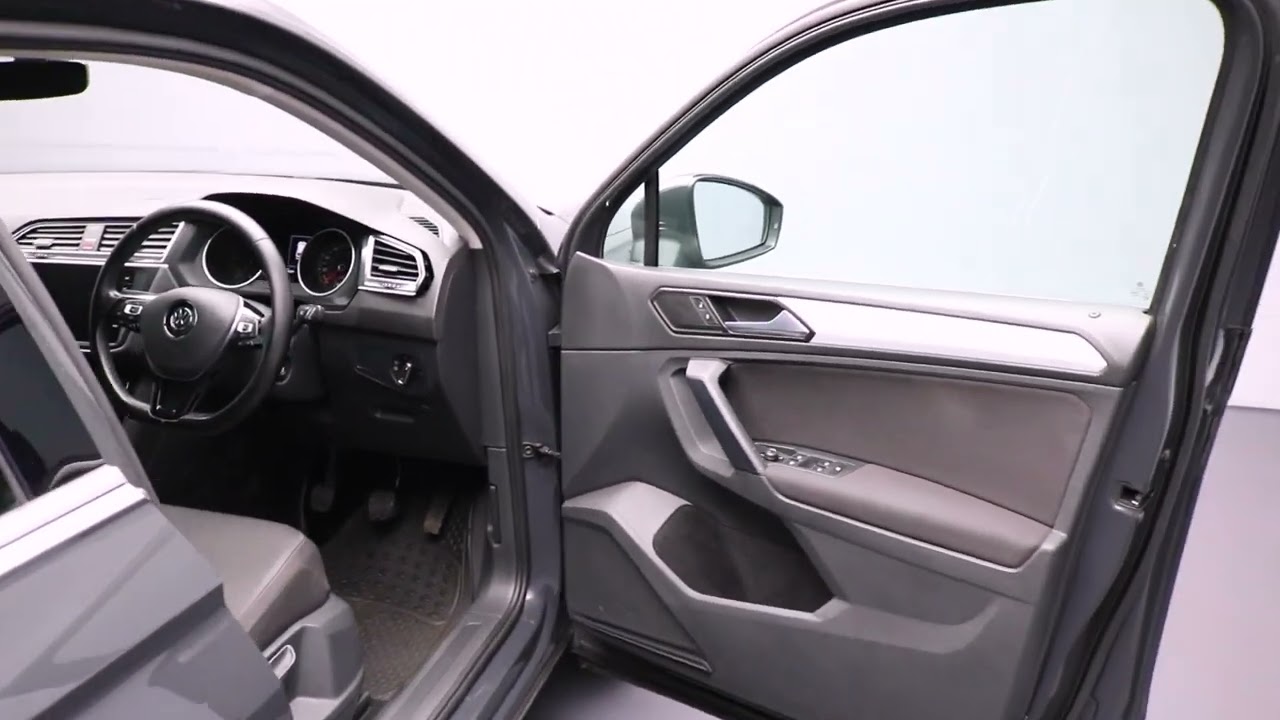 VOLKSWAGEN TIGUAN | BN67CDU