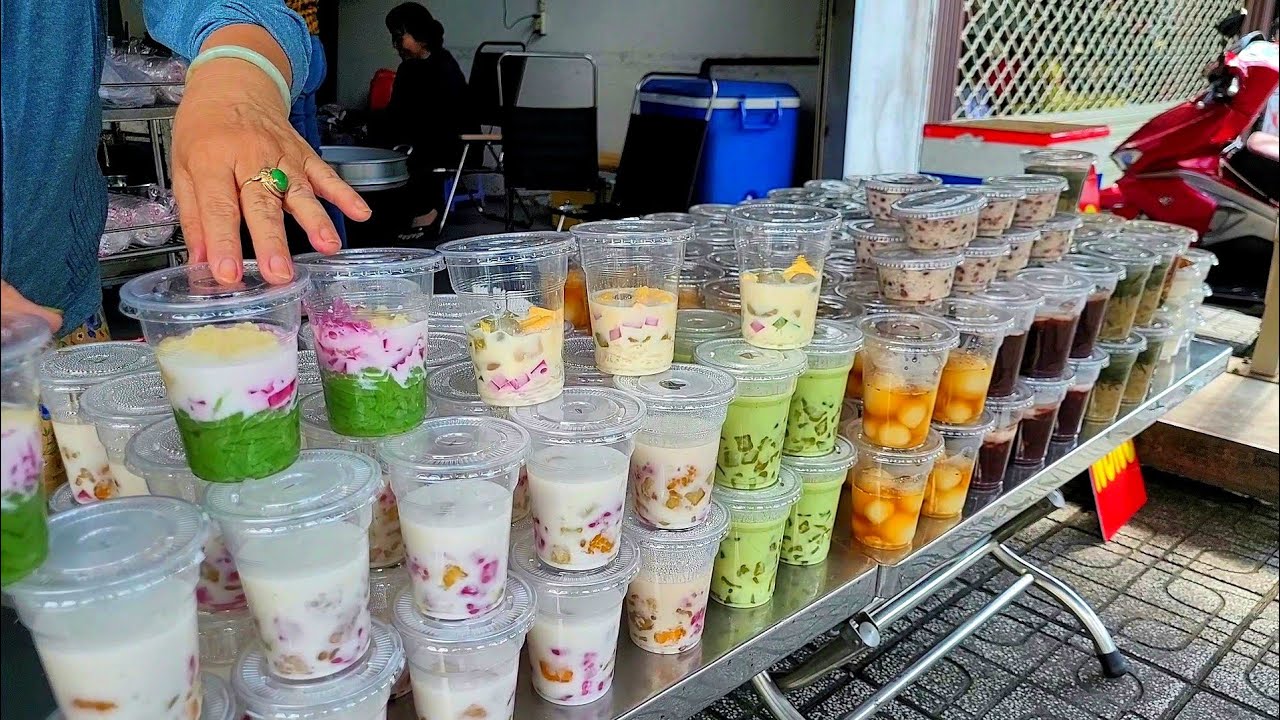 So Yummy !! Top 7 BEST Food in Vietnam Traditional Market