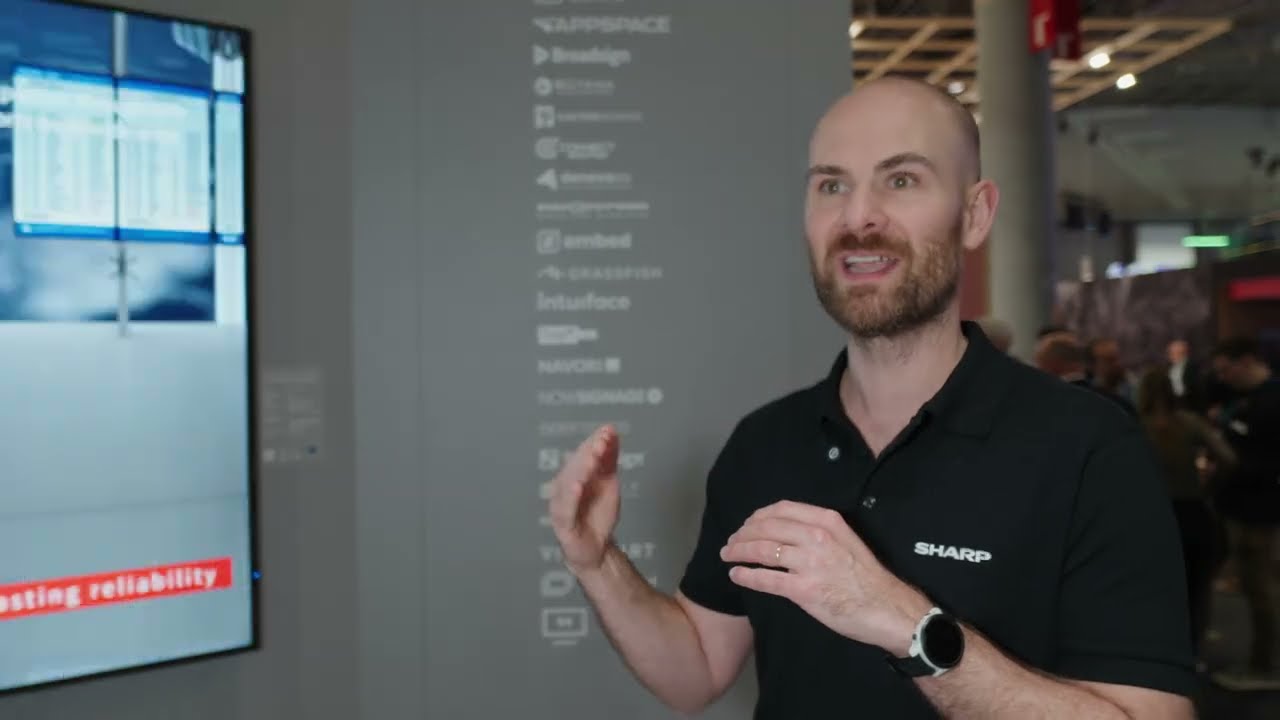 Choose your perfect-fit digital signage solution