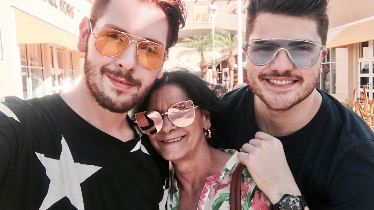 DIA DE COMPRINHAS NÉ MORES!? #HoneyNaDisney