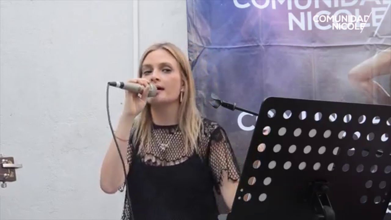 Nicole - Pequeñas Cosas Buenas (Acustico)