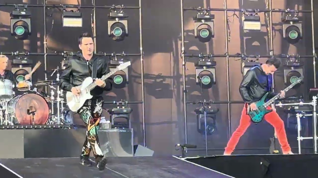 Muse - Hysteria (live) | 07.06.2023 | Malieveld, The Hague, NL