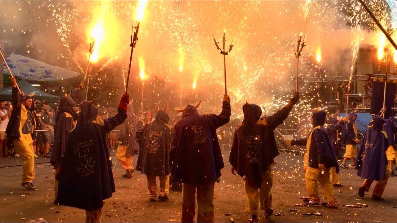 Festa Major de Gracia 2022: Cercavila de Cultura Popular | Fireworks [Correfoc]