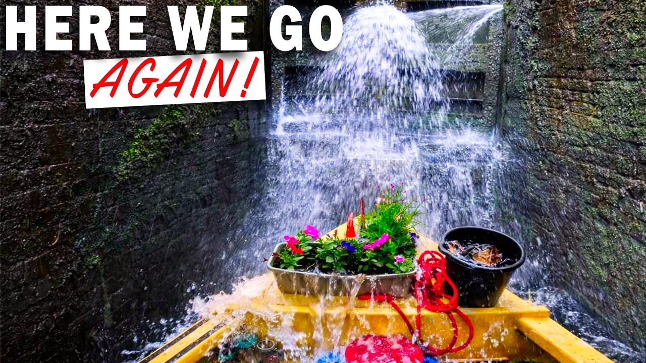 Our Narrowboat Home ALMOST SANK AGAIN! NO I'M NOT JOKING! - 618