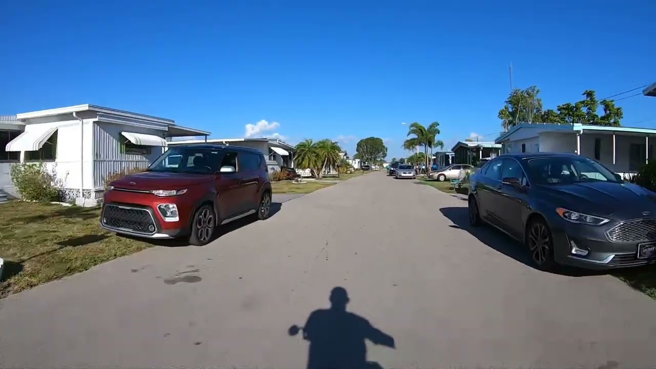 Bicycle Ride thru Poinsettia Park, Fort Myers, FL, (25 Mar 23)