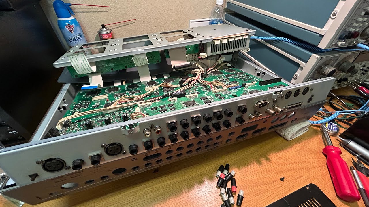 Подробная инструкция по разборке Yamaha AW4416 для замены RTC!