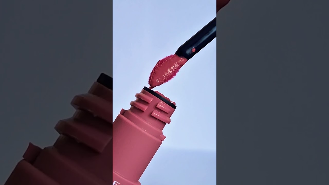 Rimmel Thrill Seeker Lip Latex Lip Stain