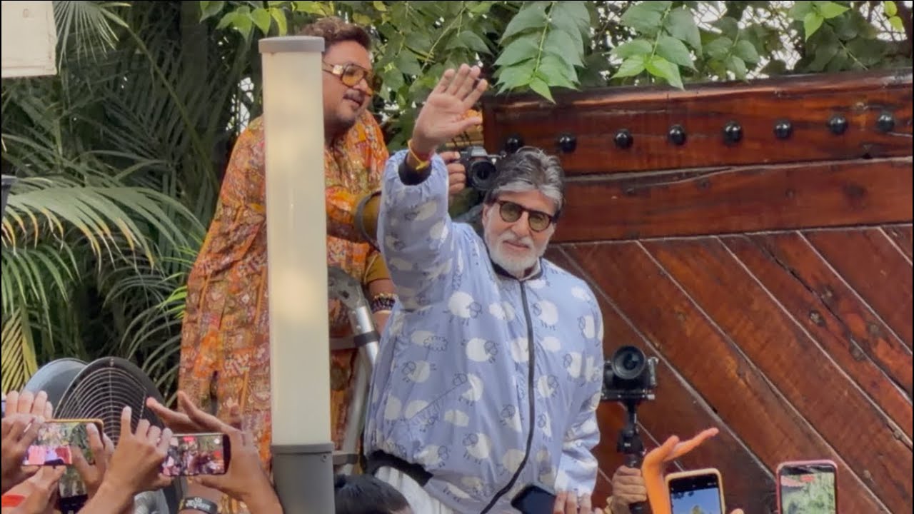 💕अमिताभ बच्चन 🫶॥Amitabh BachchanSir॥😍Juhu Beach 🏖️ Mumbai ॥#amitabhbachchan #juhubeachmumbai #vlogs 