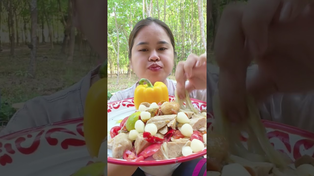 ตำข้าวปุ้นหมูยอ