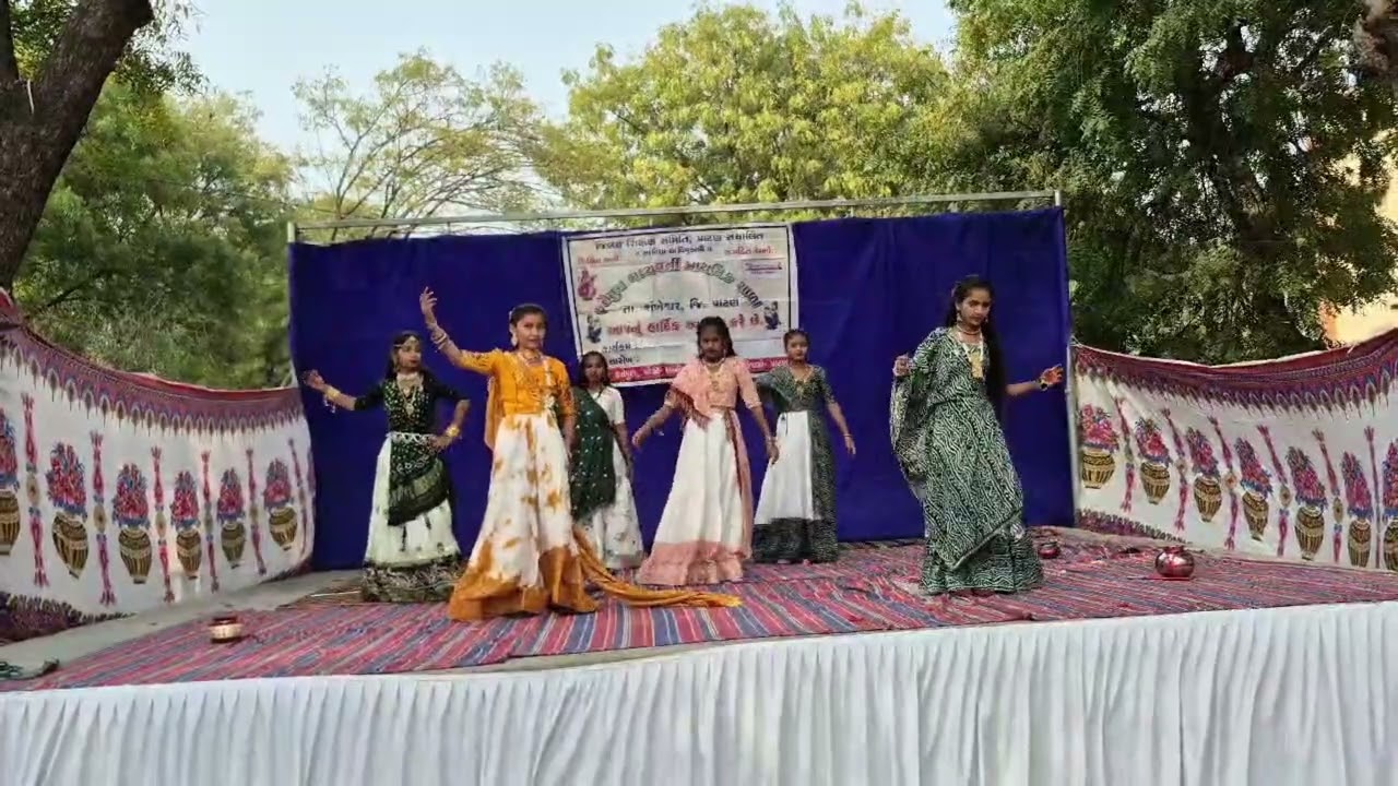 અભિનયગીત- તારી પાડો તો મારા શ્યામની# અતિપુરા મધ્યવર્તી પ્રાથમિક શાળા # તાલુકો શંખેશ્વર જિલ્લો પાટણ