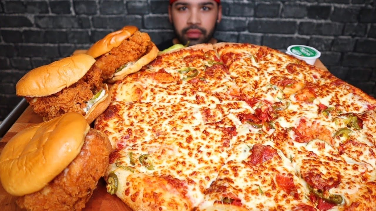 ASMR EATING EXTRA JALAPEÑO EXTRA CHEESE & PEPPERONI PIZZA, CHICKEN SANDWICHES MUKBANG
