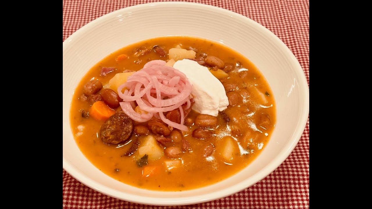 Hungarian Bean Soup (Bableves)