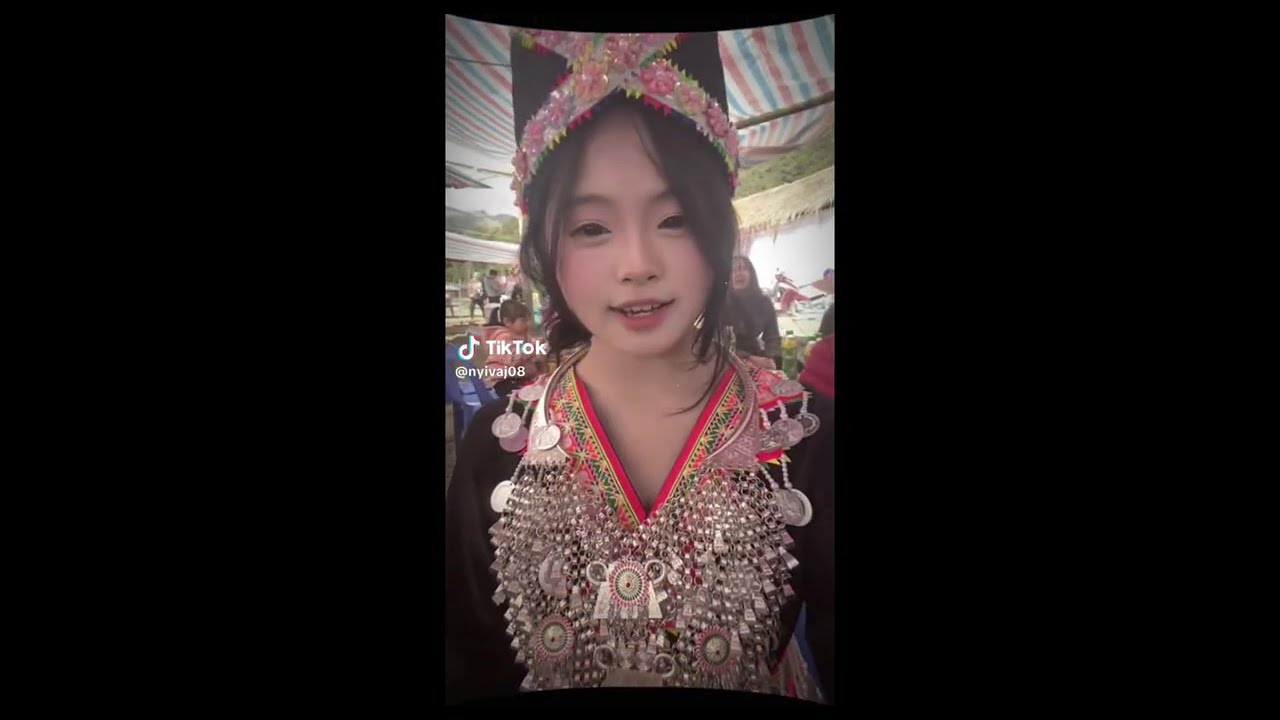 top hluas nkauj hmoob tiktok zoo nkauj heev #hluasnkaujhmoobzoonkauj #hmong