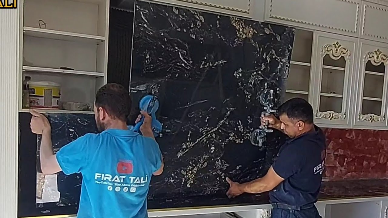 mutfak tezgah ve tezgah arasına 120x180 buyuk ebat seramik döşeme.large size ceramic application