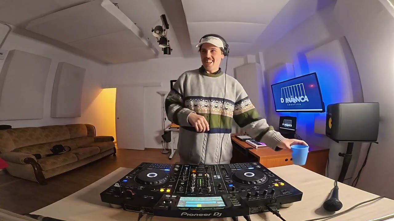 Radio Dinámica #8 | J Curto