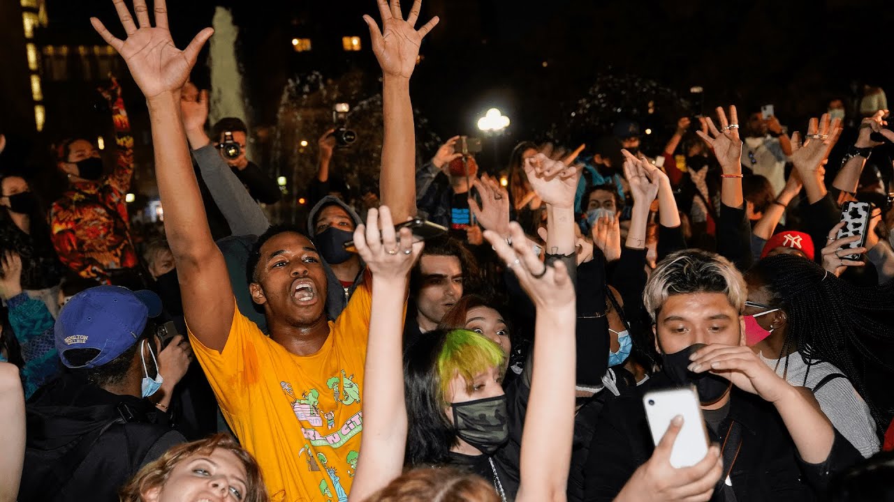 New York already celebrates Trump's defeat in election results party