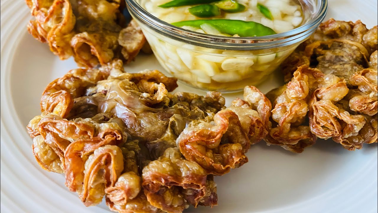 Crispy Chicharon Bulaklak | How to clean & cook Pork Ruffle Fat