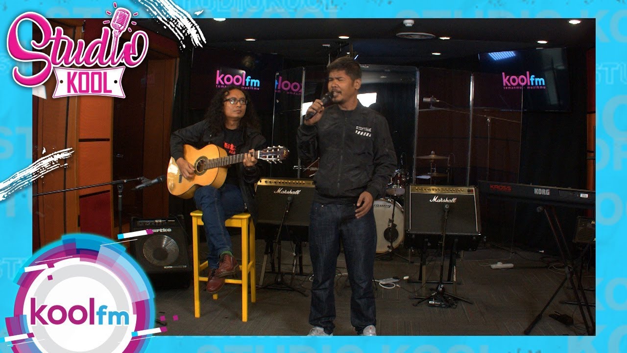 Studio Kool : Exists - Mamat Langkah Seiringan (LIVE)