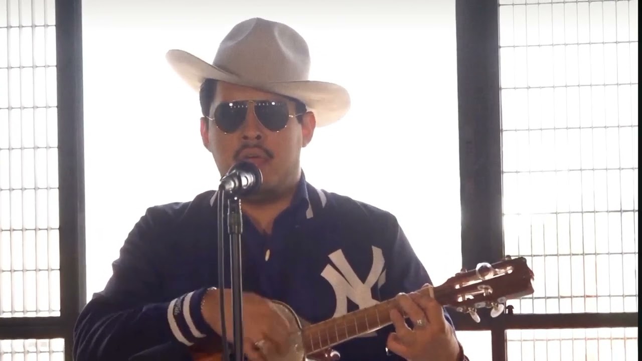 Trío "Los Descarados" - La Malagueña