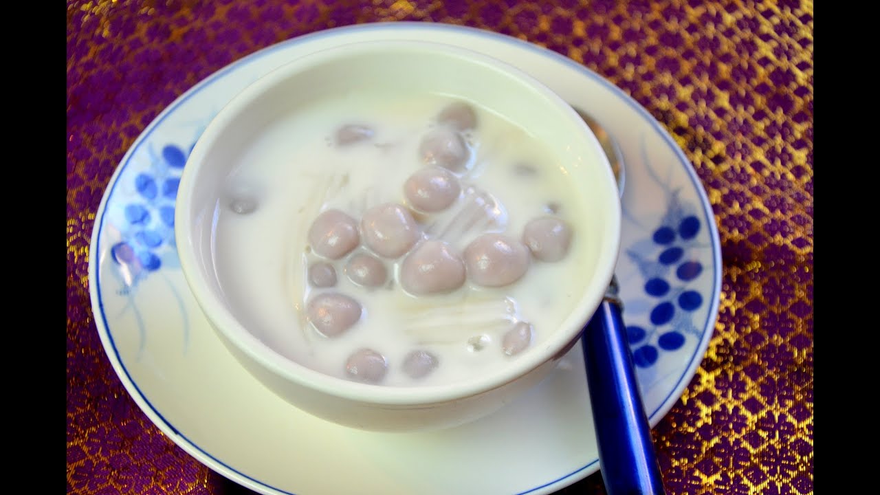How to Make Thai Taro Balls in Sweet Coconut Cream บัวลอยเผือก