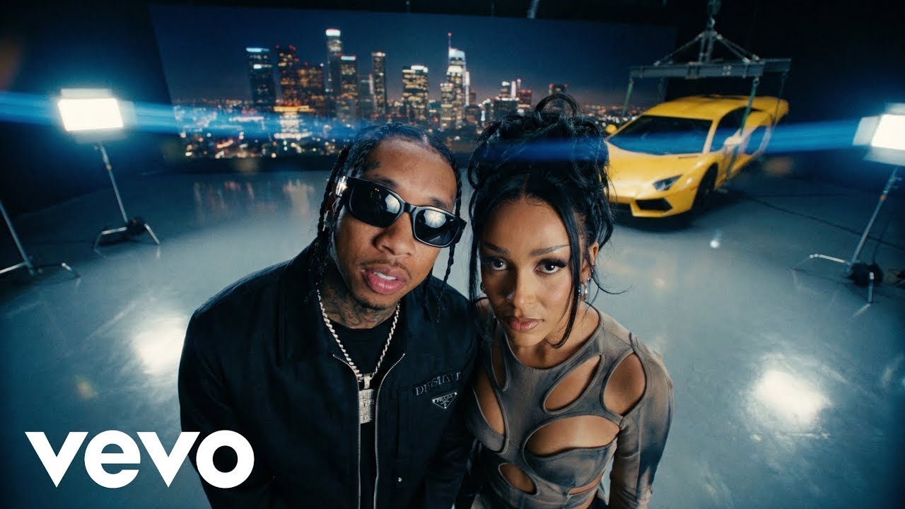 Midnight Motion – Tyga ft. Doja Cat 🌙🔥 | Lyrics Video