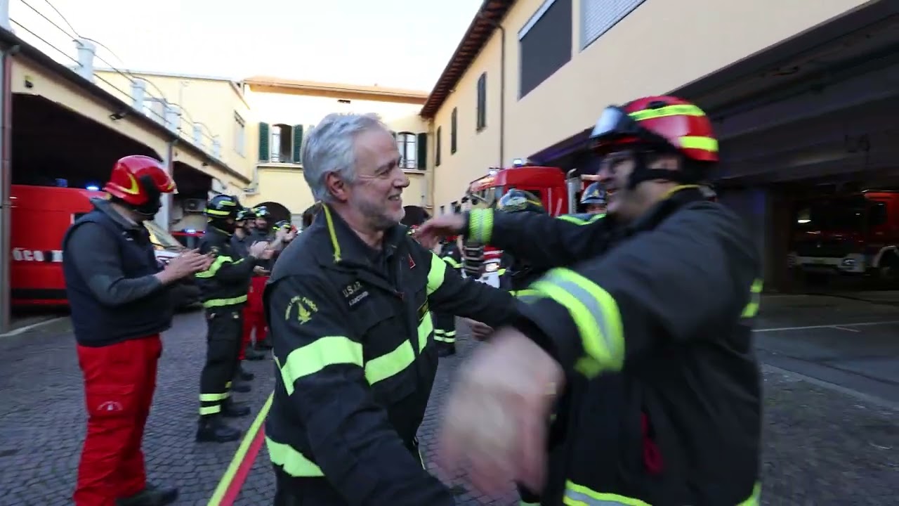 Saluto al Vigile del Fuoco Andrea Guicciardi
