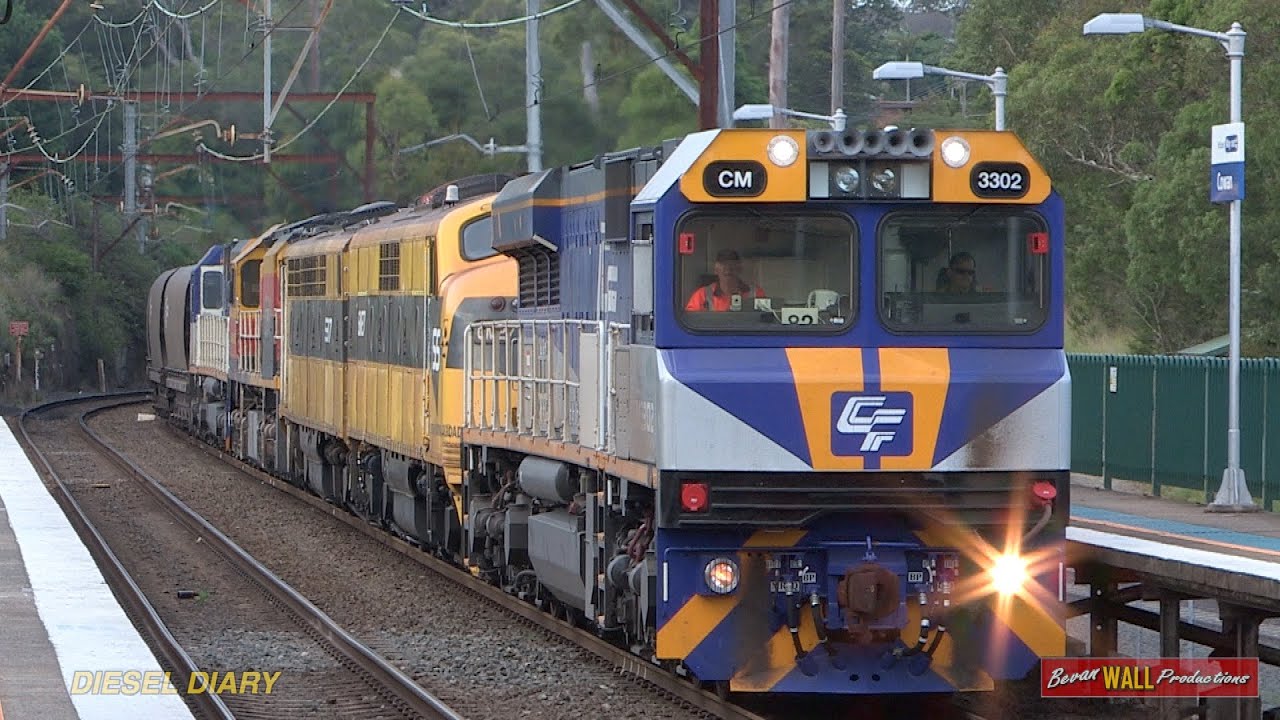 Diesel locomotives CM3302, GM27, S317, BRM001 & CM3308 - Hawkesbury River to Berowra - February 2015