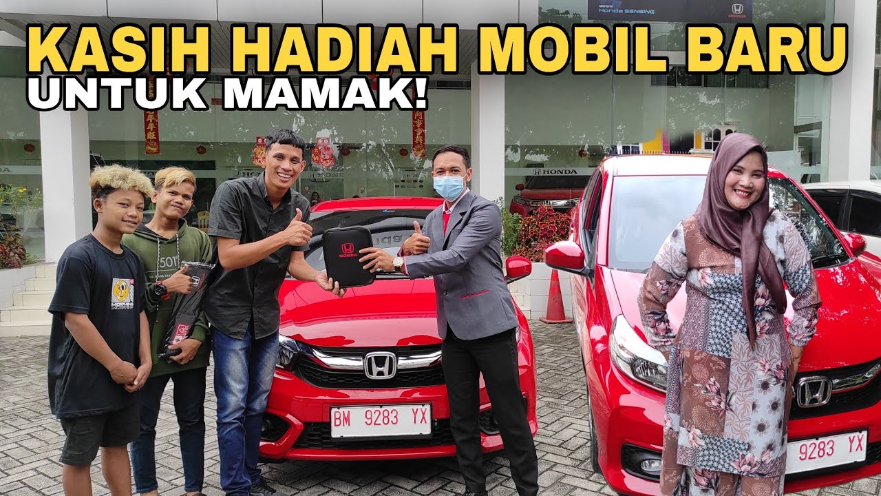 Akhirnya Bisa Kasih Hadiah Mobil Baru Buat Mamak!