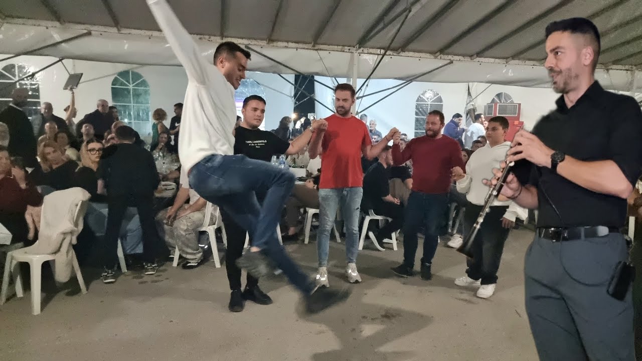 Κλαρίνο,τσάμικο & νιάτα ωθούν την ψυχή να κάνει το σώμα να πετάει 1/11/2025-Ο ΔΑΜΑΣΙΑΚΟΣ χορεύει Νο3