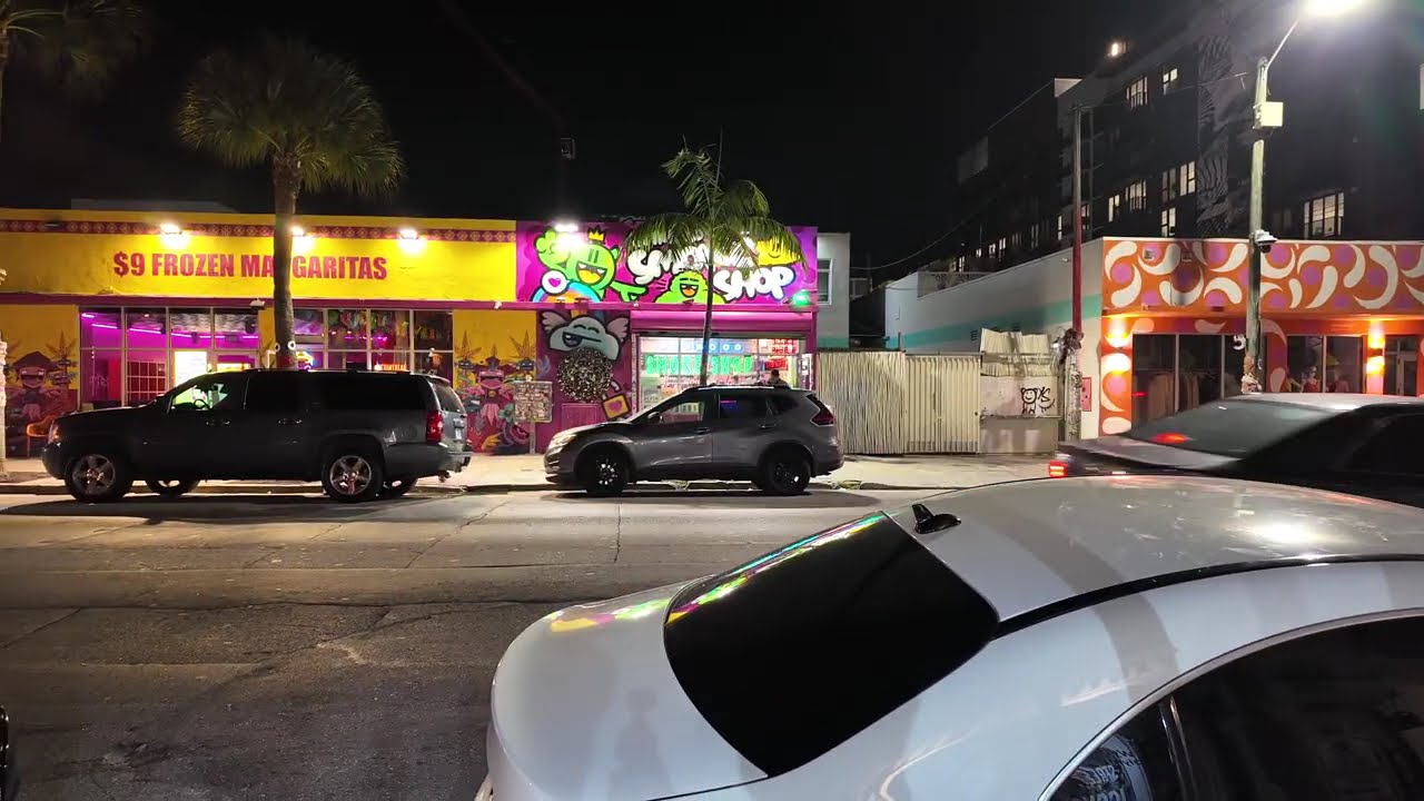 Miami Florida At Night - Miami Beach Wynwood Night life | 4K Miami Beach 🏝️ 