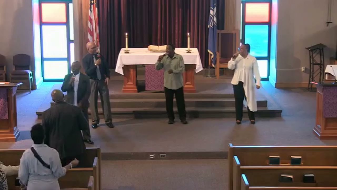 Adult Praise Team: 
