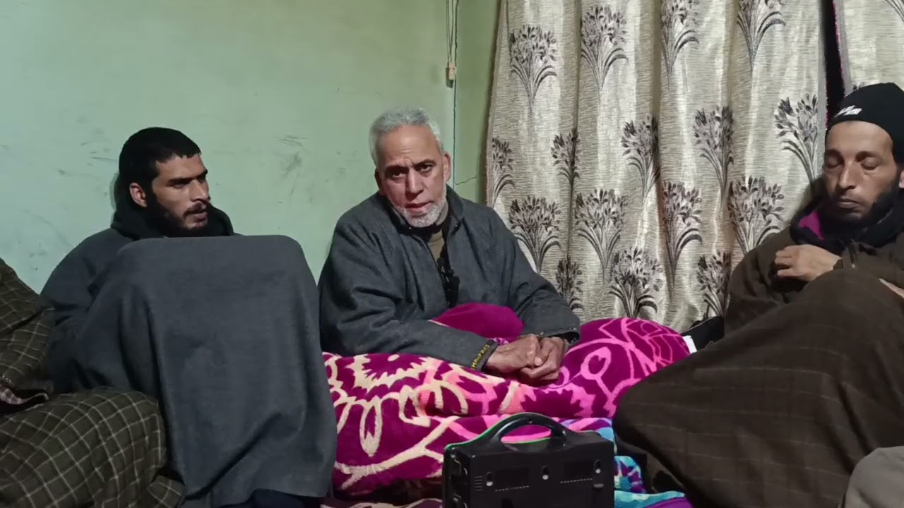 ویڈیو نمبر 10 یارب فریاد ہے تیری بارگاہ میں ہمارے دلوں کو موڑ دی سچائی کی طرف
