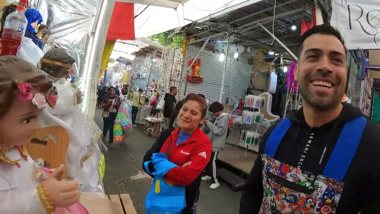 Calle CABAÑAS, la MERCED Cdmx/La ROMERIA mas GRANDE de NIÑOS DIOS ¡Precios ECONOMICOS!🎁🥼👔🩳🧣