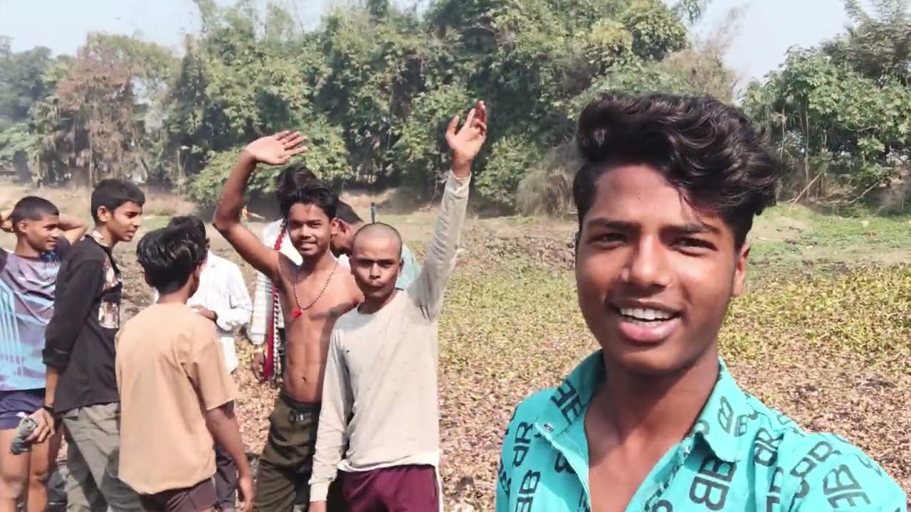 हम सभी भाई एक साथ कहा पर आये है 🤔#viral #blog #stant #funny#video😝🤣#bhai #video 