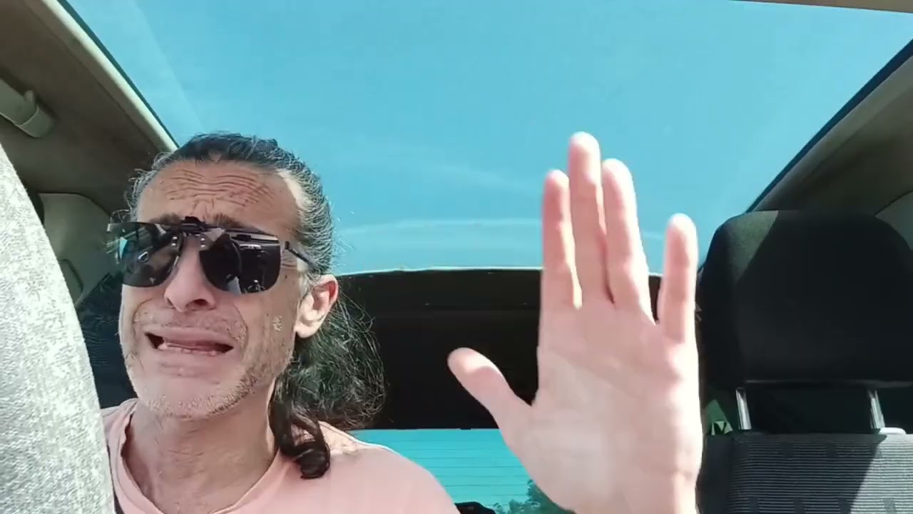 Lobo Estepario - Una tipa amargada y engre&iacute;da, me llama perdedor